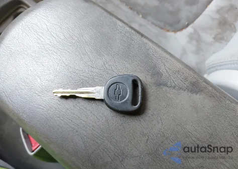 2005 Chevrolet Malibu Maxx Ls from USA, damaged, VIN 1G1ZT64845F206307